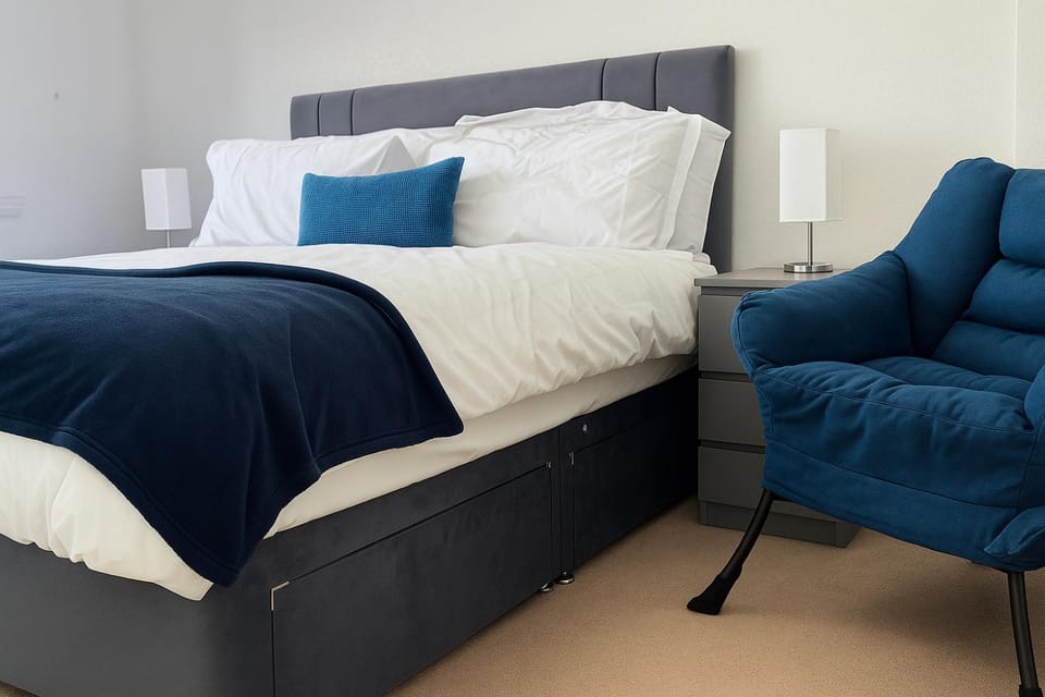 Bed, Bedroom