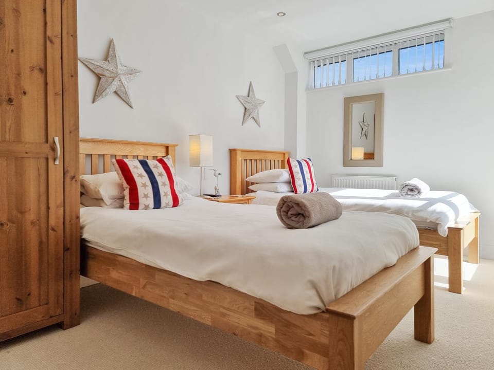 Bed, Photo of the whole room, Bedroom, towels, wardrobe