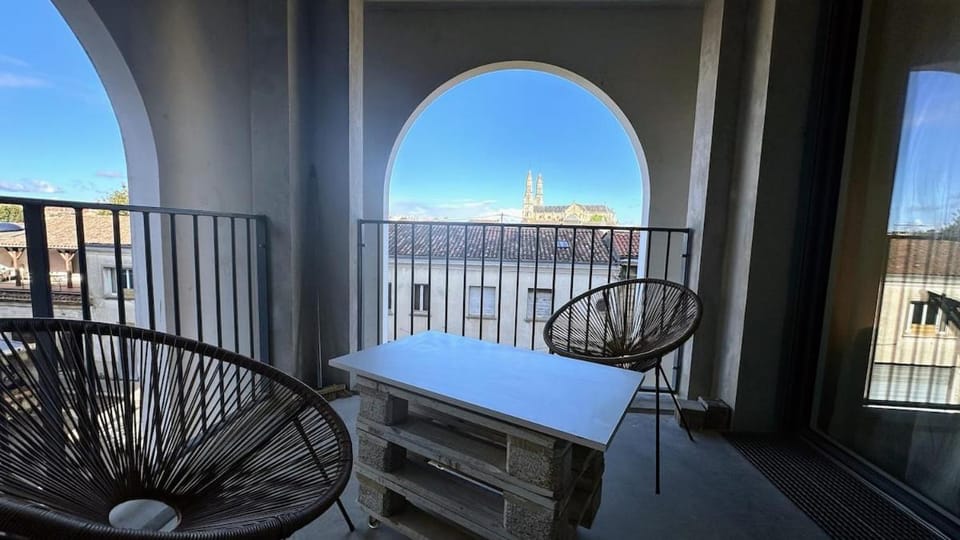View (from property/room), Balcony/Terrace
