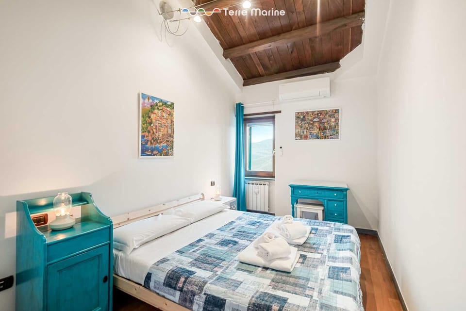 Laya Marina, Terre Marine Apartment in Province of Massa and Carrara