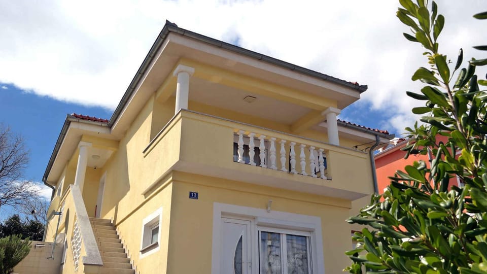 Property building, Summer