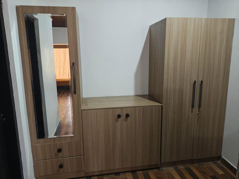wardrobe