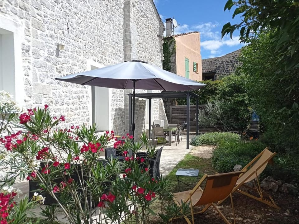 Gîte Lou Cagnard au coeur des gorges de l'Ardèche House in Provence-Alpes-Côte d'Azur