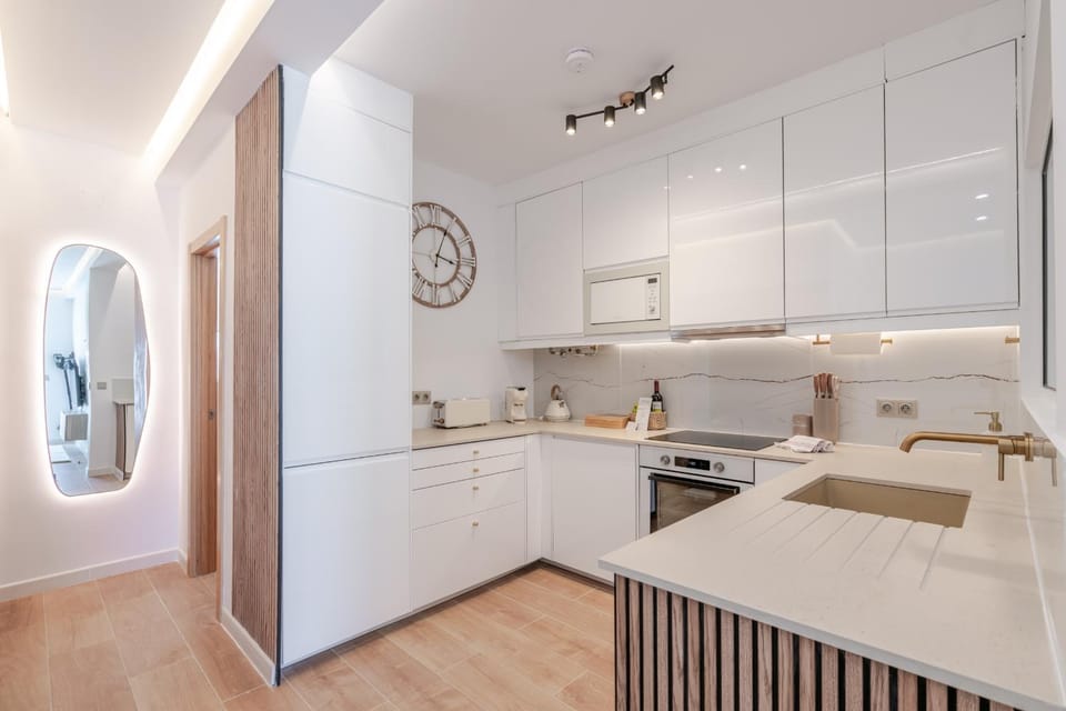 Kitchen or kitchenette, stove