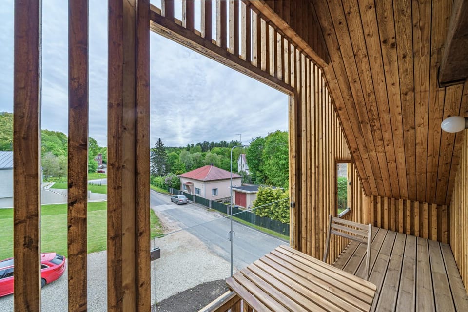 View (from property/room), Balcony/Terrace, Quiet street view