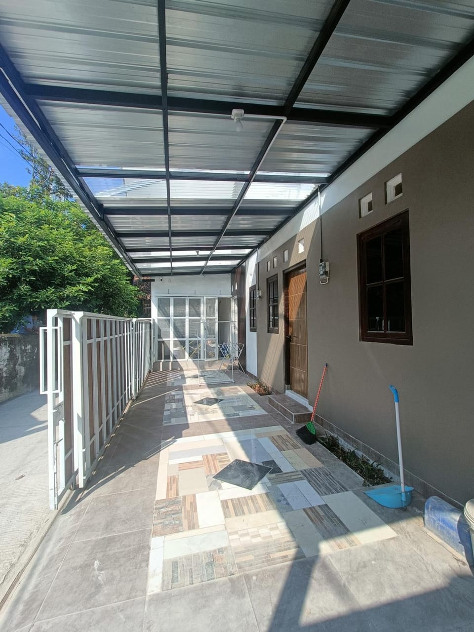 Kamar Kost AC Mezanine Hostel in Indonesia