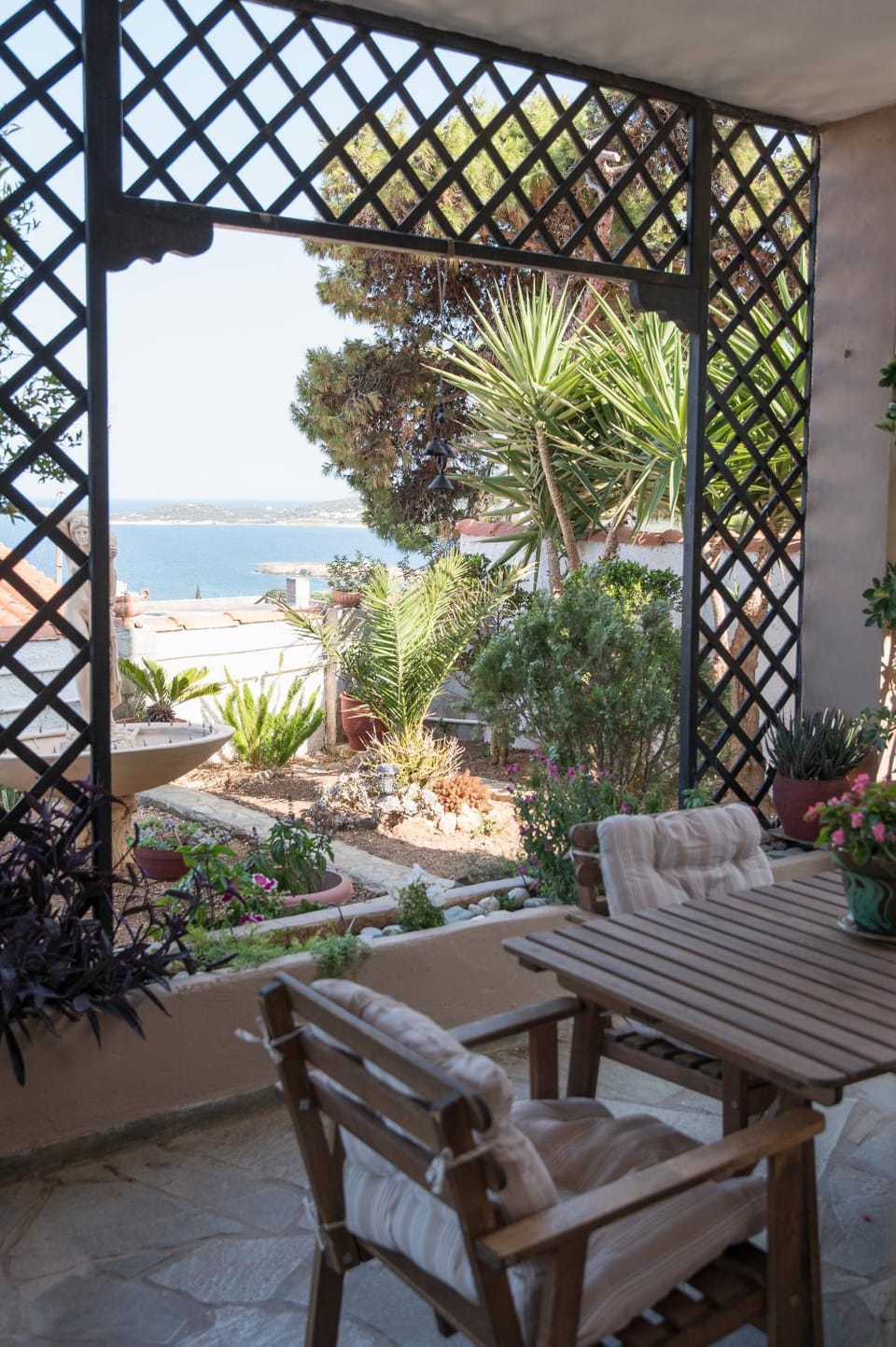 Natural landscape, View (from property/room), Balcony/Terrace, Seating area, Garden view, Sea view