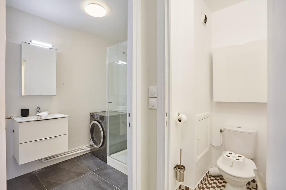 2 bedroom flat Centre de Paris - Eiffel Tower view Apartment in Paris