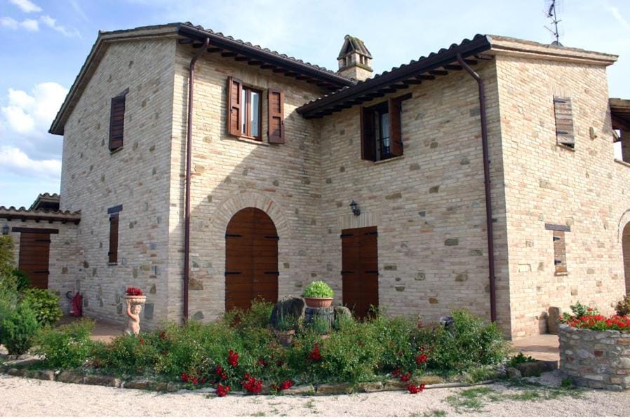 Agriturismo La Tana Del Lupo Farm Stay in Umbria