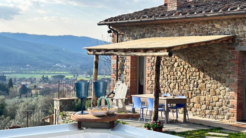 Patio, Hot Tub, View (from property/room), Balcony/Terrace, Dining area
