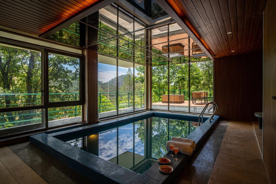 Swimming pool, Swimming pool