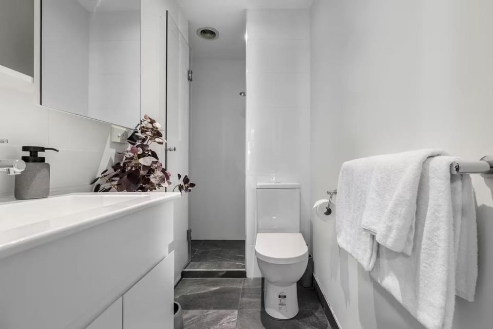 Cozy and Central Studio in Melbourne CBD at QV Market Apartment in Melbourne