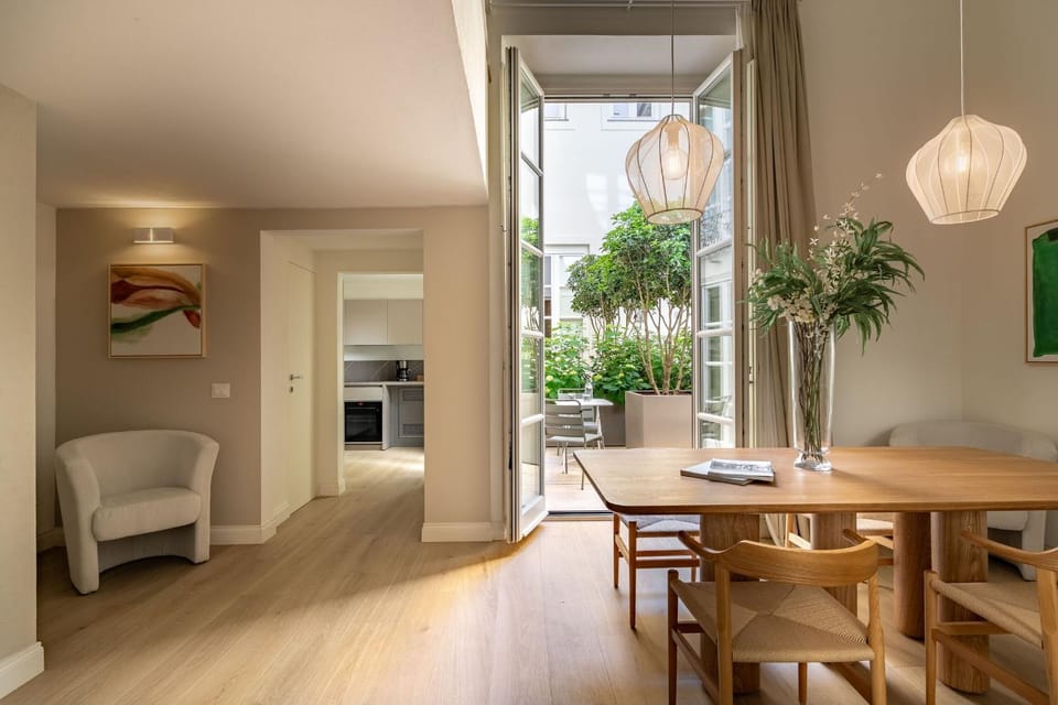 Spring, Winter, Summer, Living room, Autumn