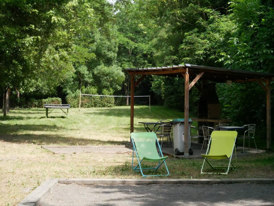 BBQ facilities, Table tennis, sunbed