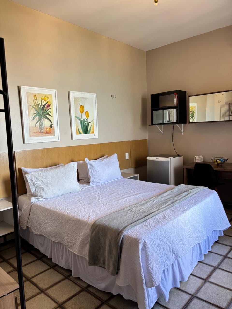 951B golden beachfront 27m air tv Apartment in Fortaleza