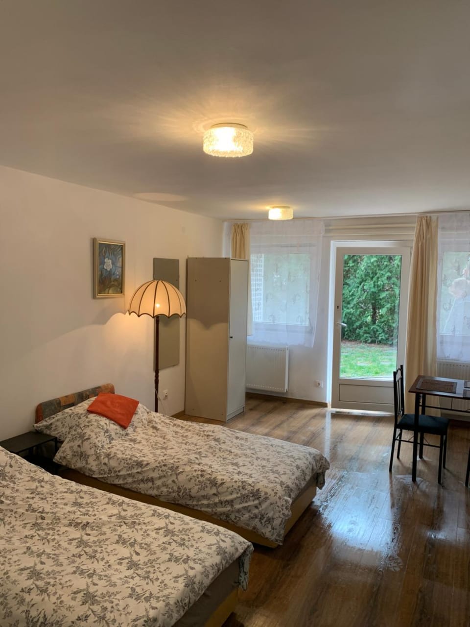 Gold Ribbon Family House Bed and Breakfast in Hévíz