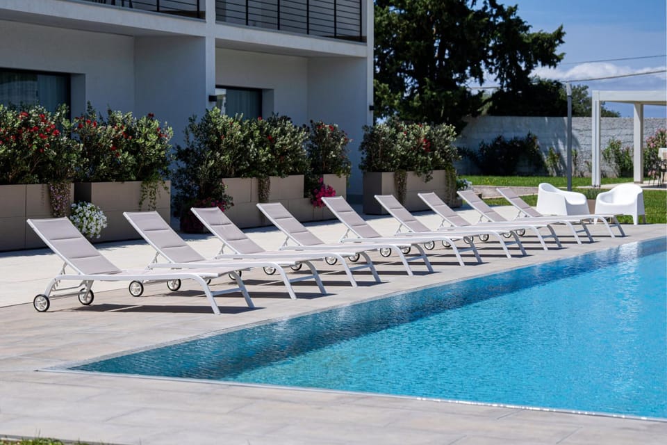 Property building, Day, Other, Pool view, Swimming pool, sunbed