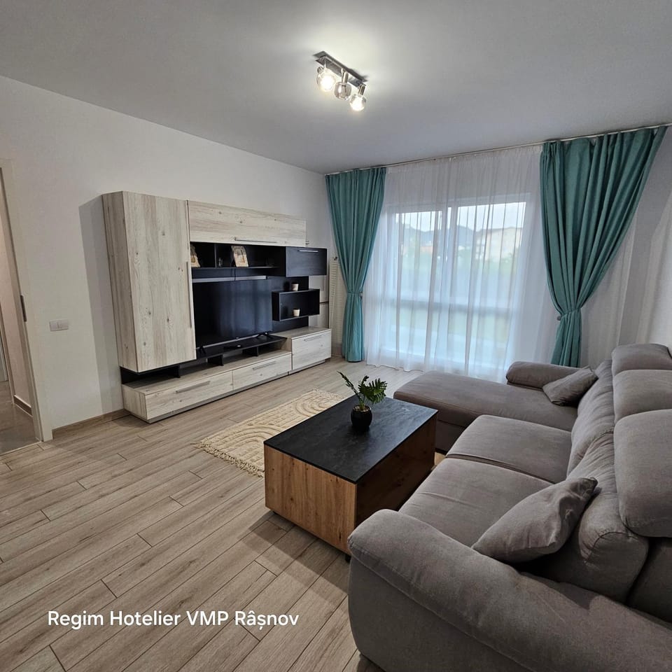 Communal lounge/ TV room, TV and multimedia, Seating area