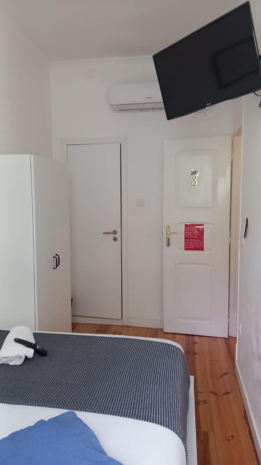 Apartamento Bernardim Ribeiro - 2ª Andar Vacation rental in Lisbon