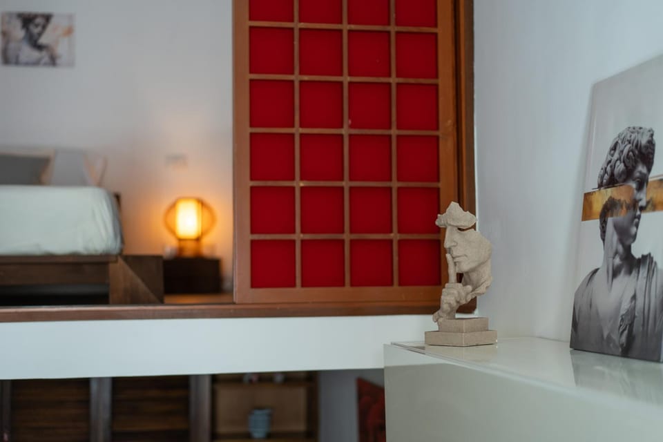 Bed, Decorative detail