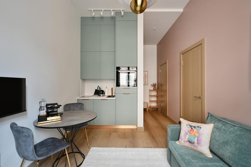 Premium 1BR Historic Building 5 min Old Town Apartment in Riga
