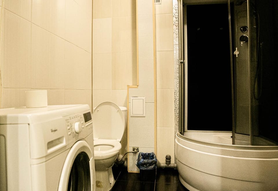 Shower, Toilet, washing machine
