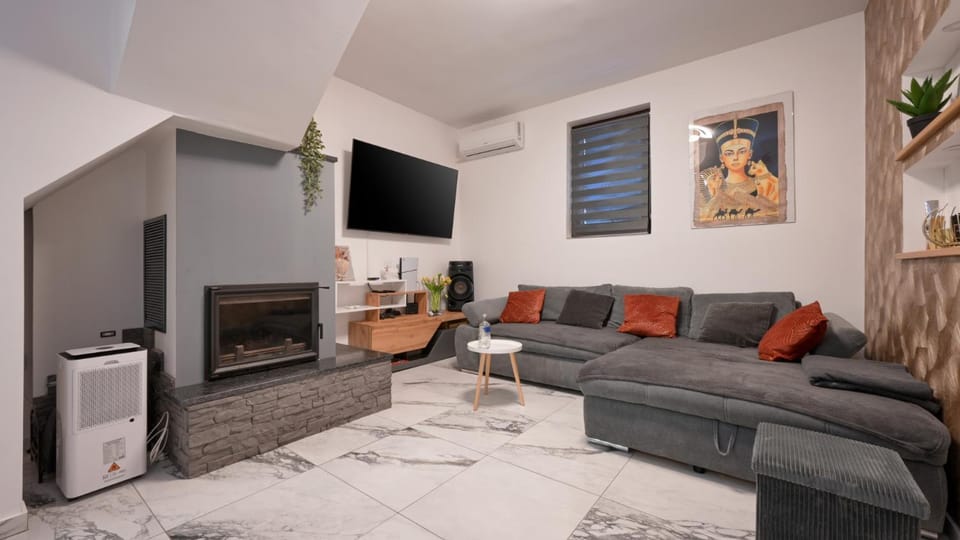 Decorative detail