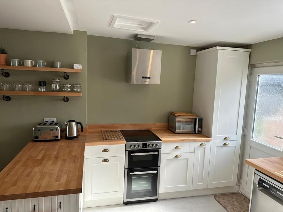 Bear cottage House in Brecon
