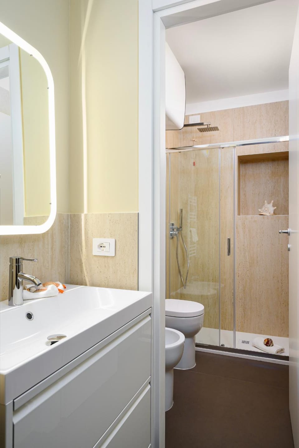 Shower, Toilet, Bathroom, bidet