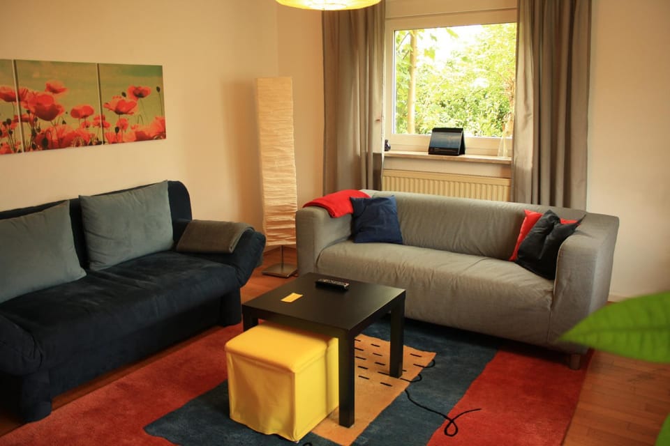 Living room, Photo of the whole room, Seating area