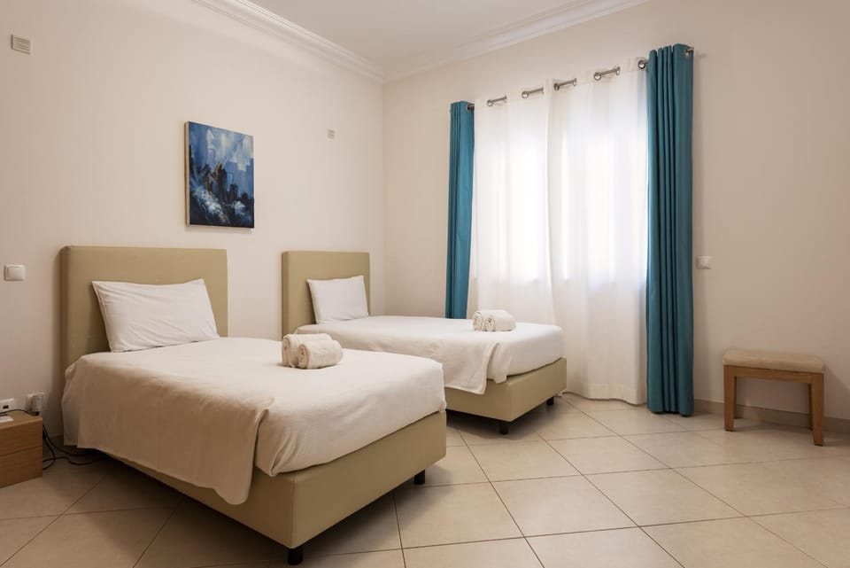Praia Village III - Peaceful condominium by HD Apartment in Quarteira