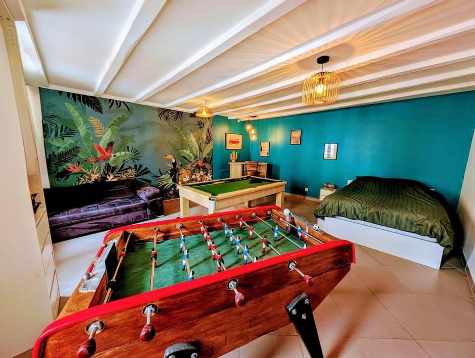 Billiard