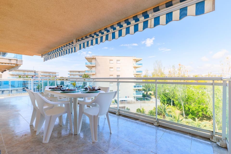 Balcony/Terrace, Dining area
