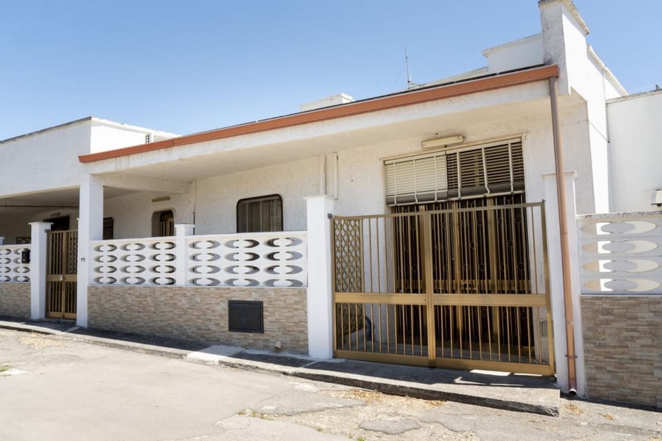 Appartamento Zaffiro 3 by ThePuglia Apartment in Torre Lapillo