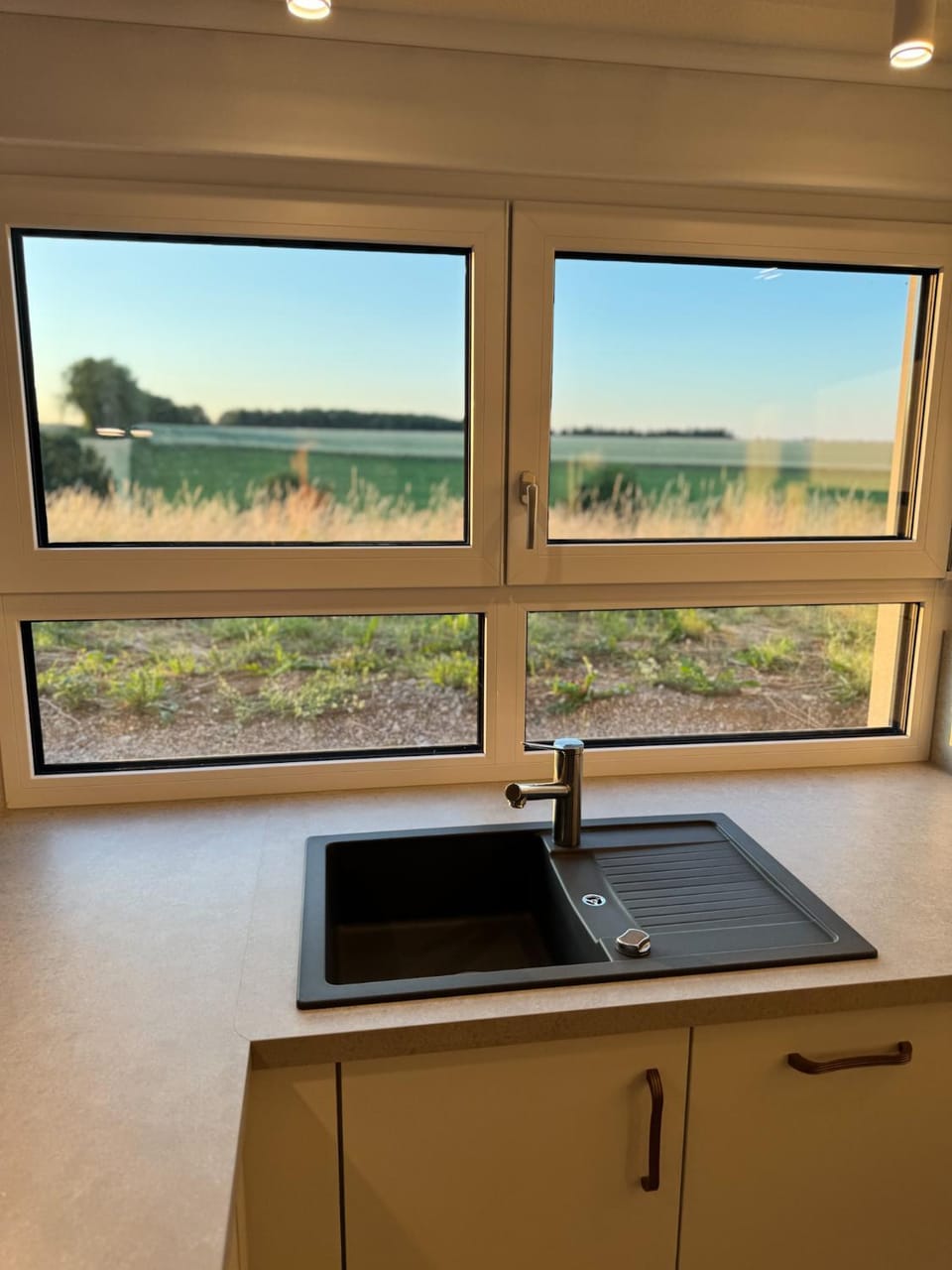 View (from property/room), Kitchen or kitchenette