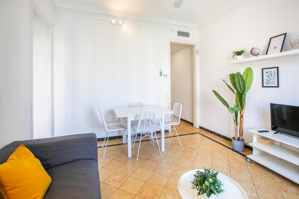 31ABPAR1110 - Apartment in Paralelo Apartment in Barcelona