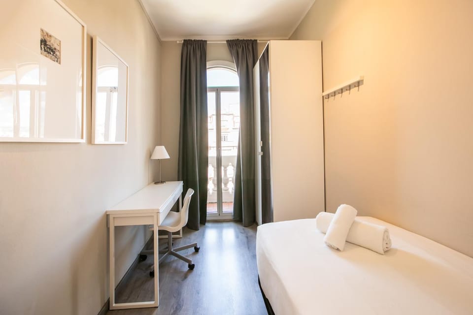 51ABPAR1111 - Apartment in Paralelo Apartment in Barcelona