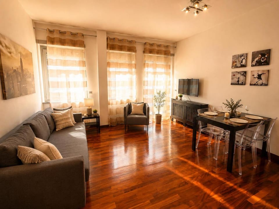 Day, Living room, Seating area