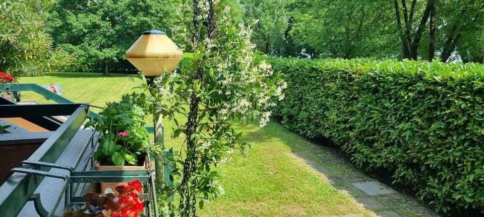 Villa I Cigni Holidays Home House in Arona