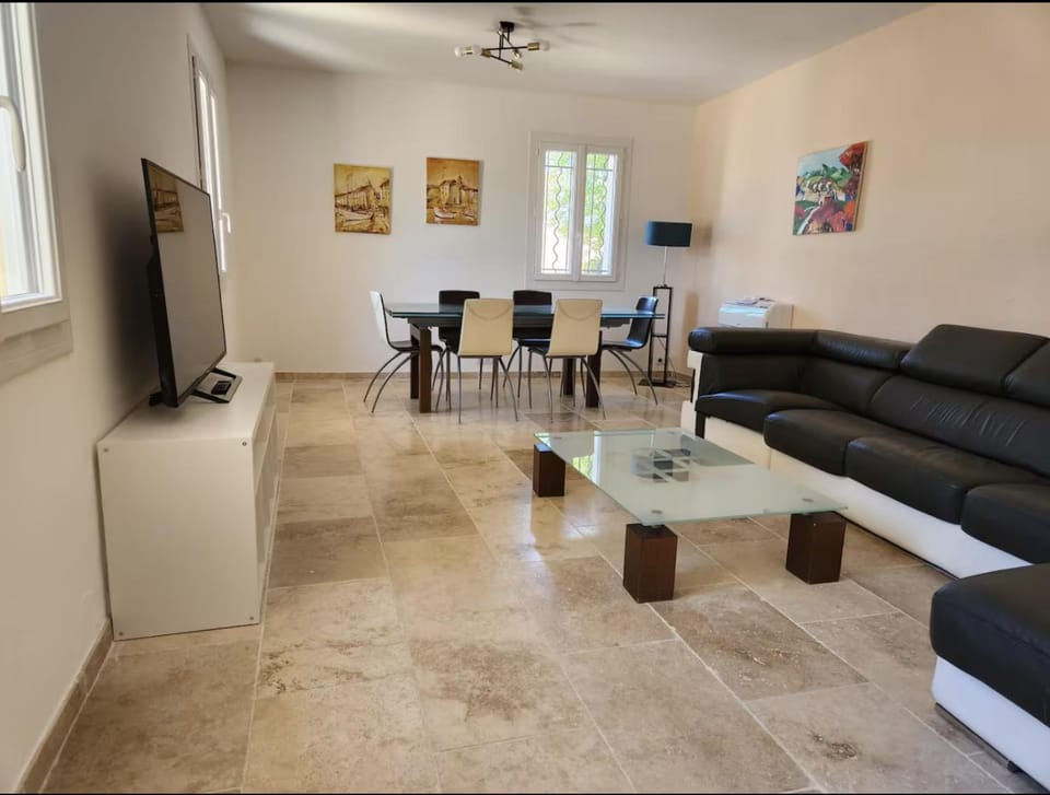 Maison d'hôtes à Allauch House in Marseille