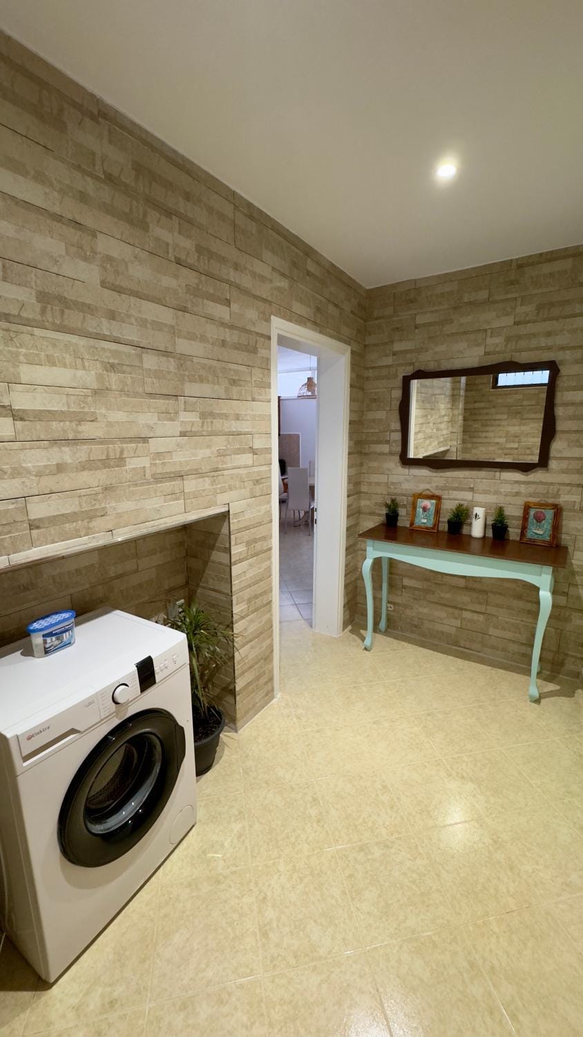 salty blue Apartment in Sarandë