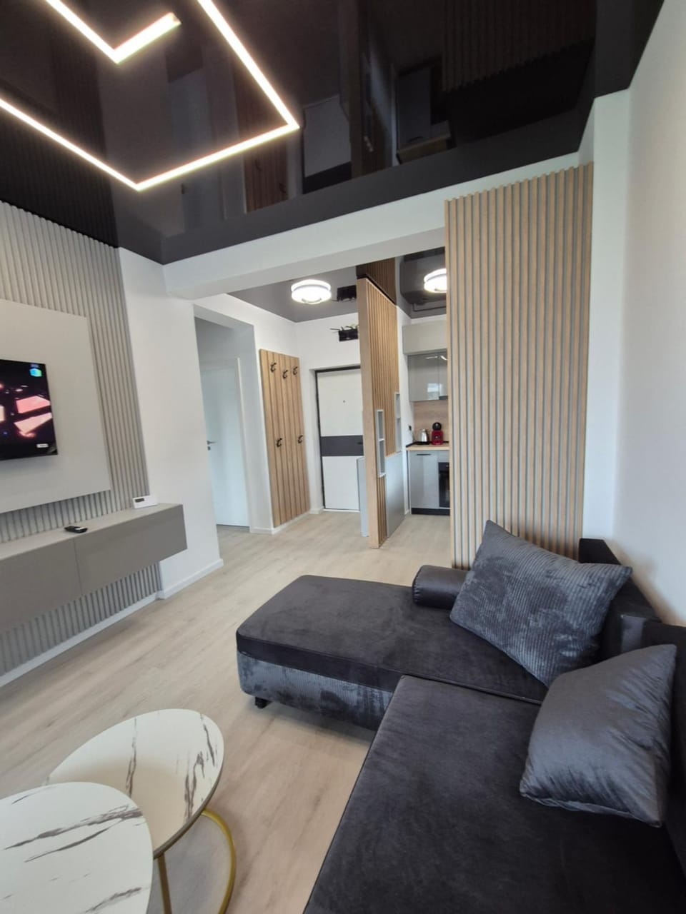 Communal lounge/ TV room, TV and multimedia, Kitchen or kitchenette, Living room, Seating area, Evening entertainment, kitchen