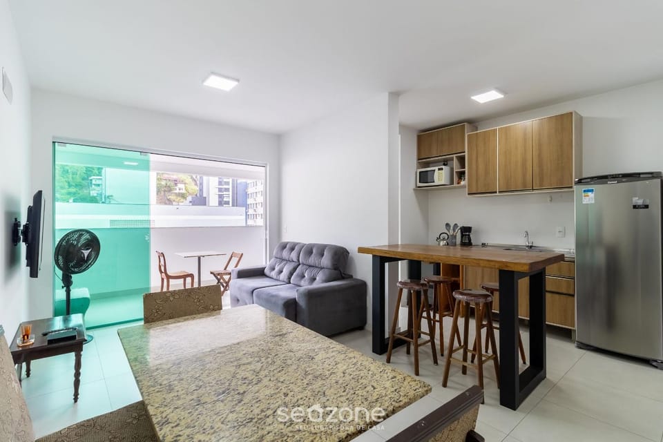 TV and multimedia, Living room, Dining area