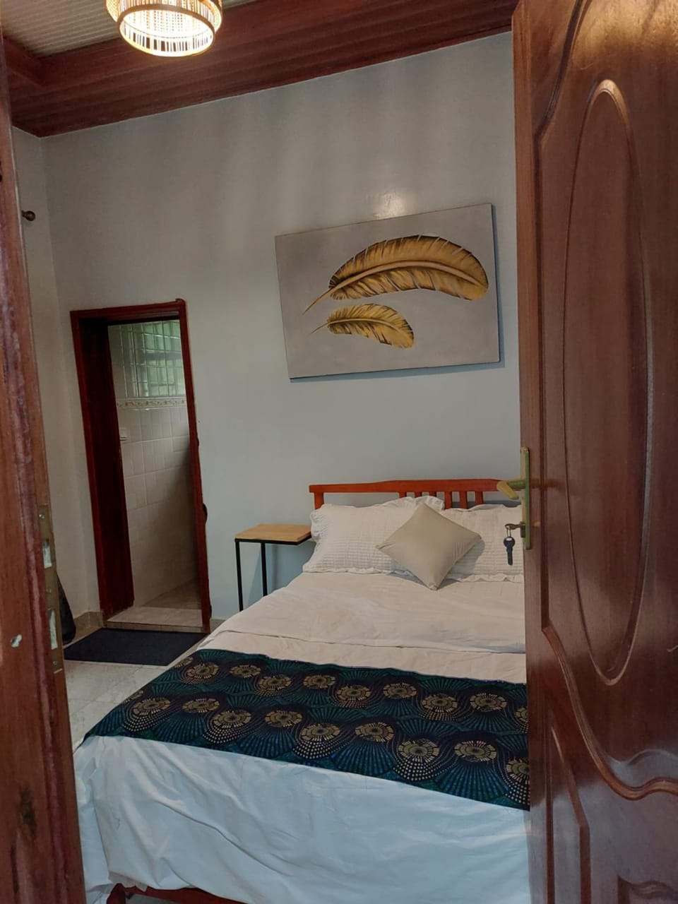 Bed, Photo of the whole room, Bedroom