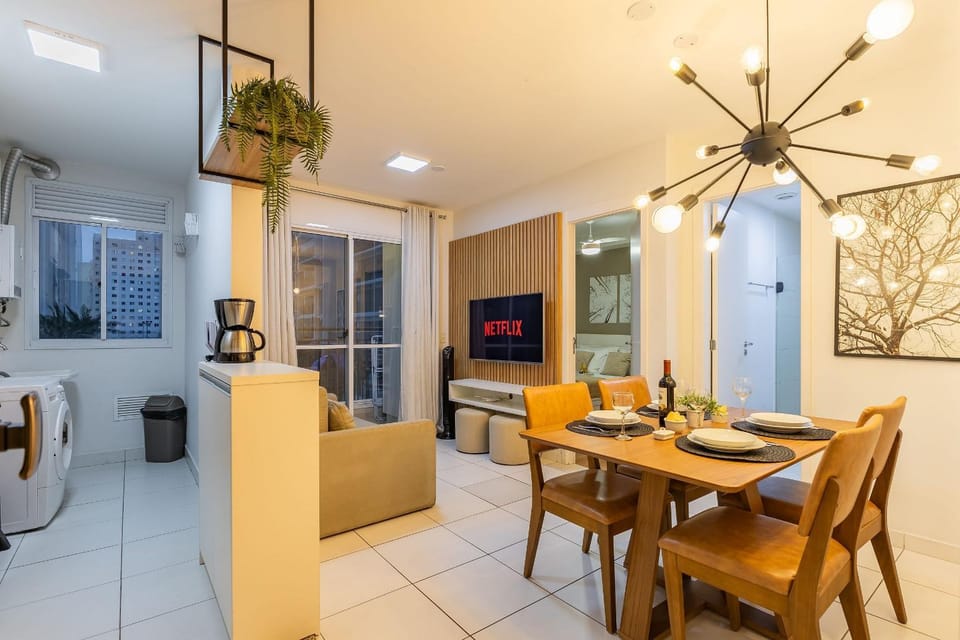 102B AP Luxuoso em SP, central, c/ garagem, Wi-Fi 600m Apartment in Sao Paulo City