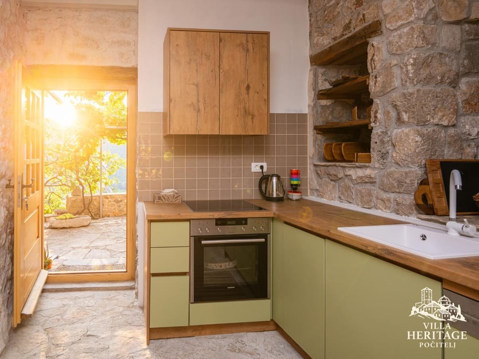 Kitchen or kitchenette, stove