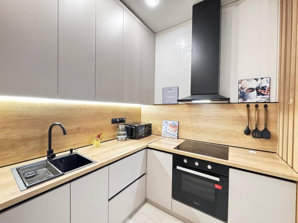 Kitchen or kitchenette, stove