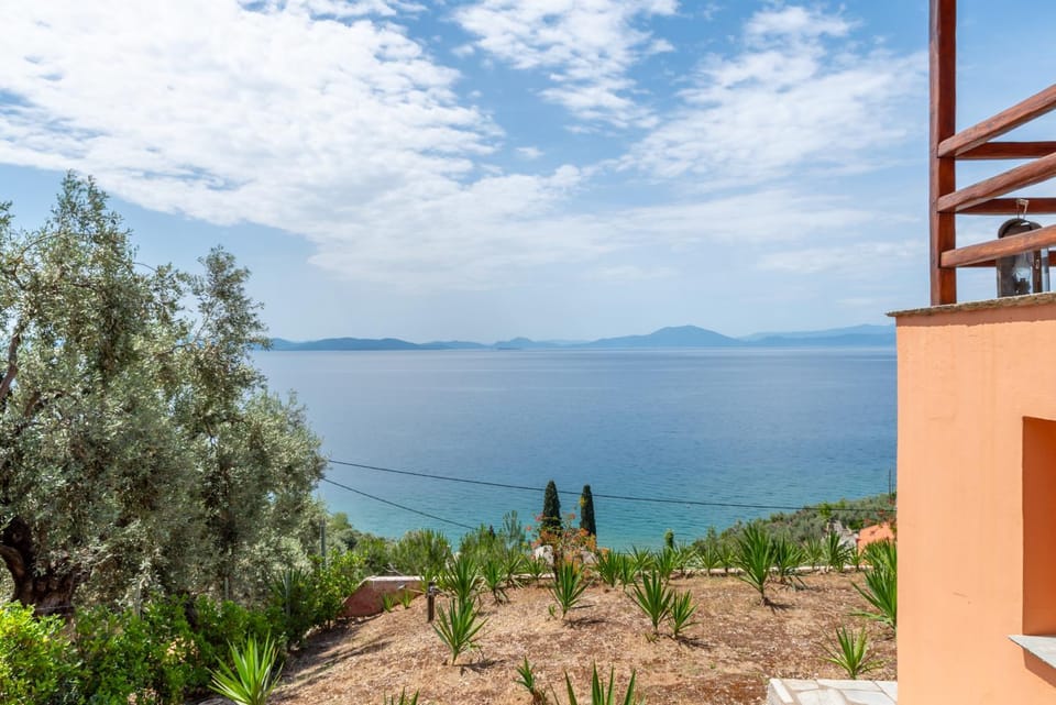 Day, Natural landscape, Garden, Sea view