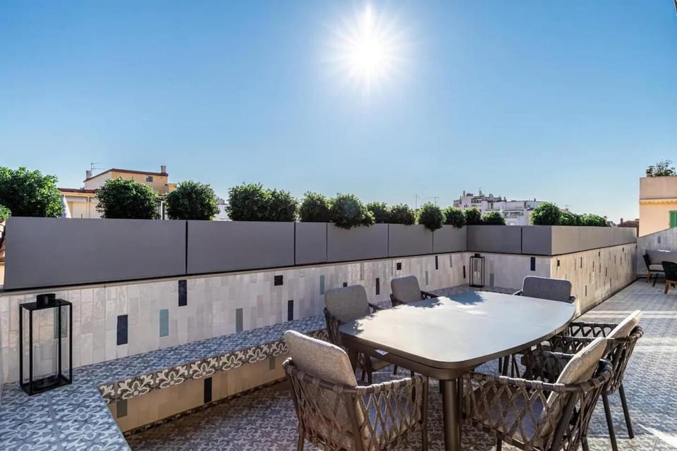 Patio, Day, View (from property/room), Balcony/Terrace, Dining area