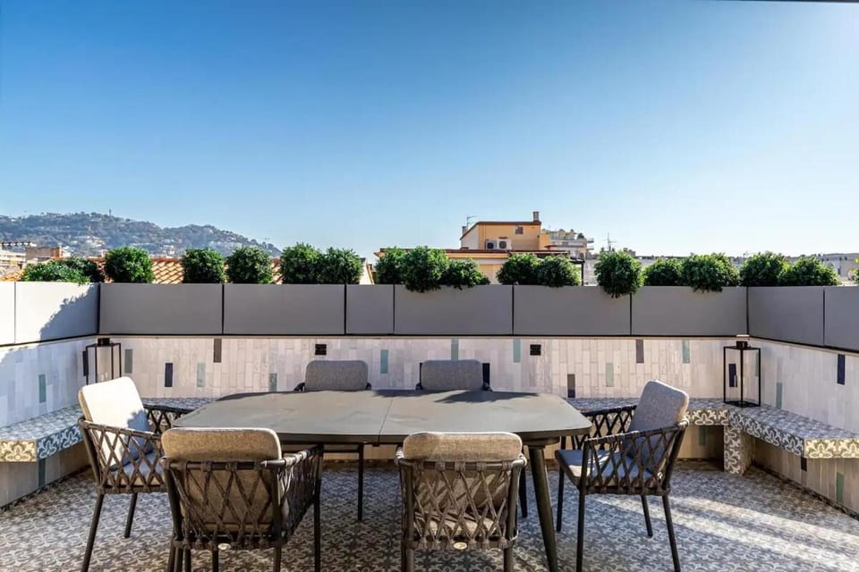 Patio, Natural landscape, View (from property/room), Balcony/Terrace, Dining area, Mountain view